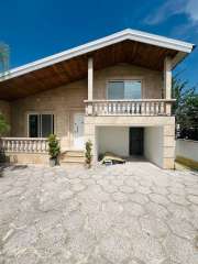 فروش ویلاباغ 205 متری در آپادانا فروش ویلاباغ 205 متری در آپادانا