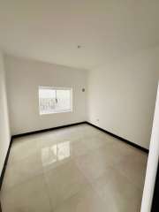 فروش ویلاباغ 205 متری در آپادانا