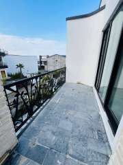 فروش ویلا تریبلکس نما مدرن 220 متری در نور